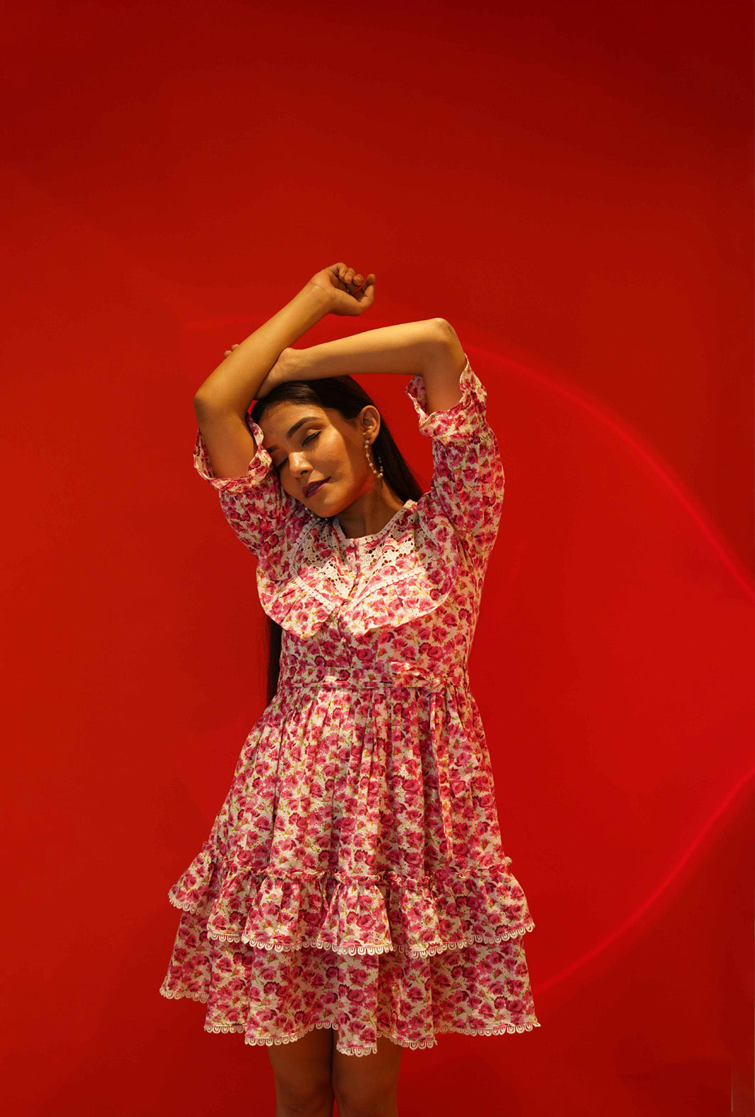 Hawaii Pink Floral Casual Tier Dress for Women with Lace and Ruffle Details Hawaii Pink Floral Casual Tier Dress for Women with Lace and Ruffle Details